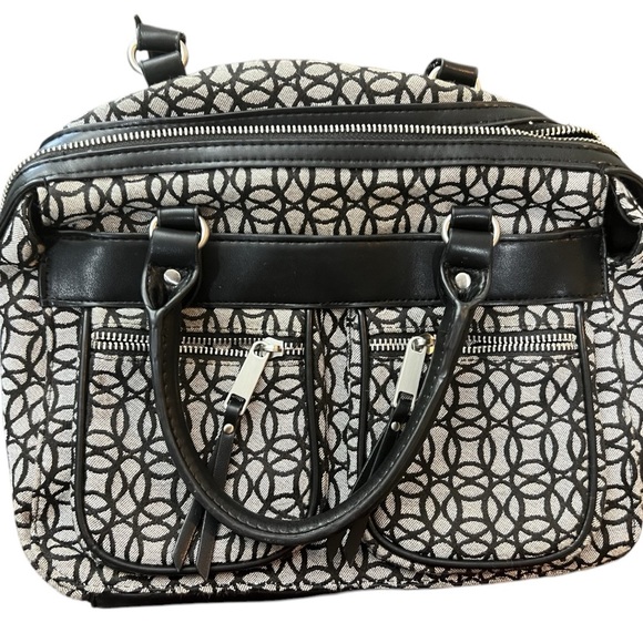 Black and White Patterned Satchel - Picture 1 of 3